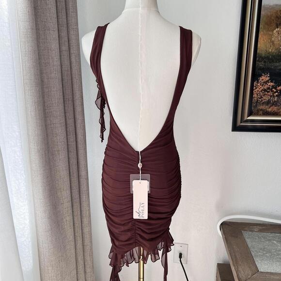 Oh Polly Ruched Brown Mini Dress – Size 6 (Fits Like 4) NWT - Picture 4 of 8